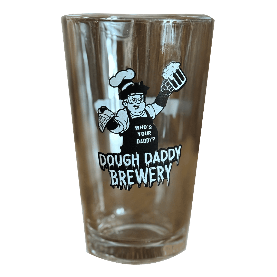Dough Daddy 23oz Glass features a cartoon with beer and pizza and reads, "Who's your daddy?.