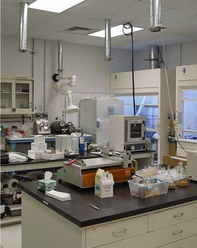 Materials testing services Equipment Bench in Roco Global