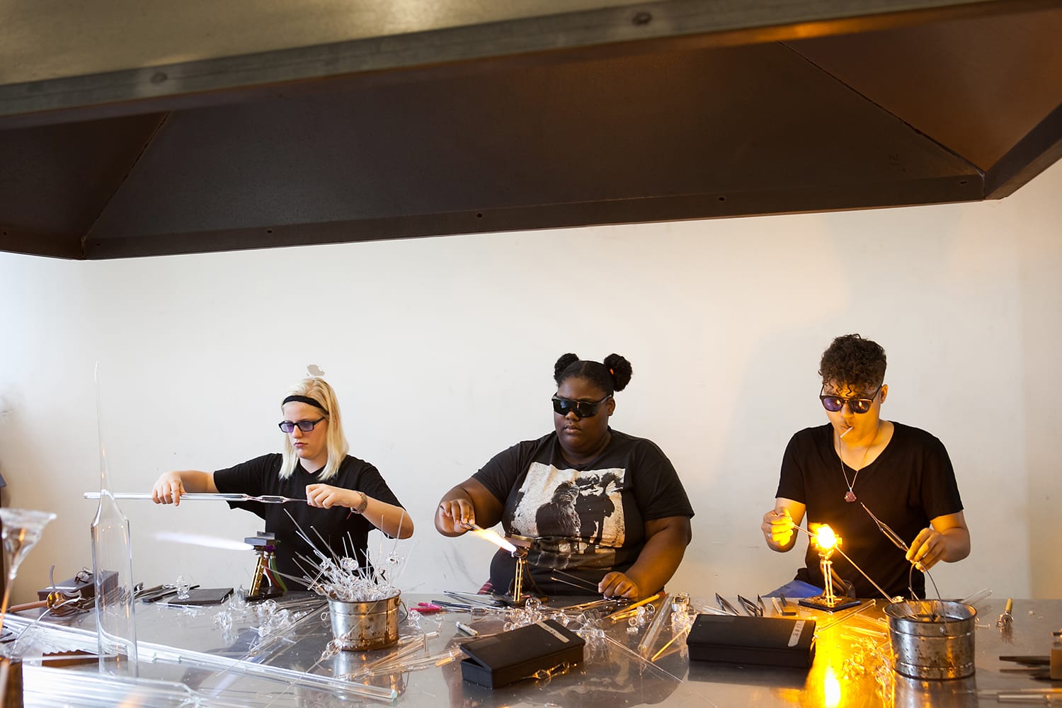 Kids_Making_Warm Glass