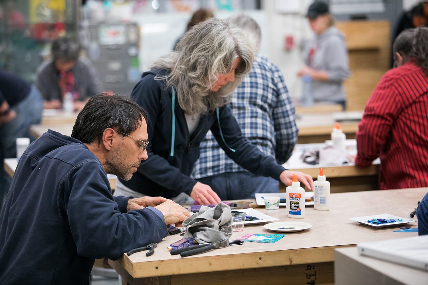 People_Making_Warm Glass