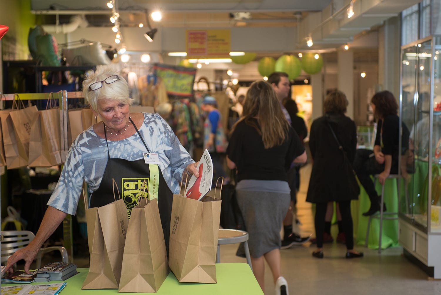 volunteer_arts fest reading