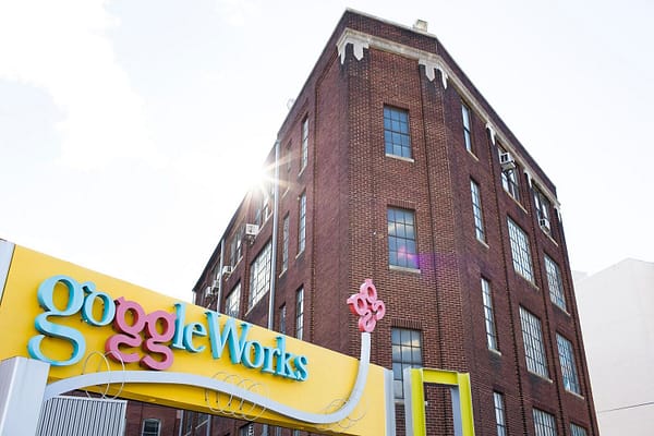 Exterior_GoggleWorks Sign