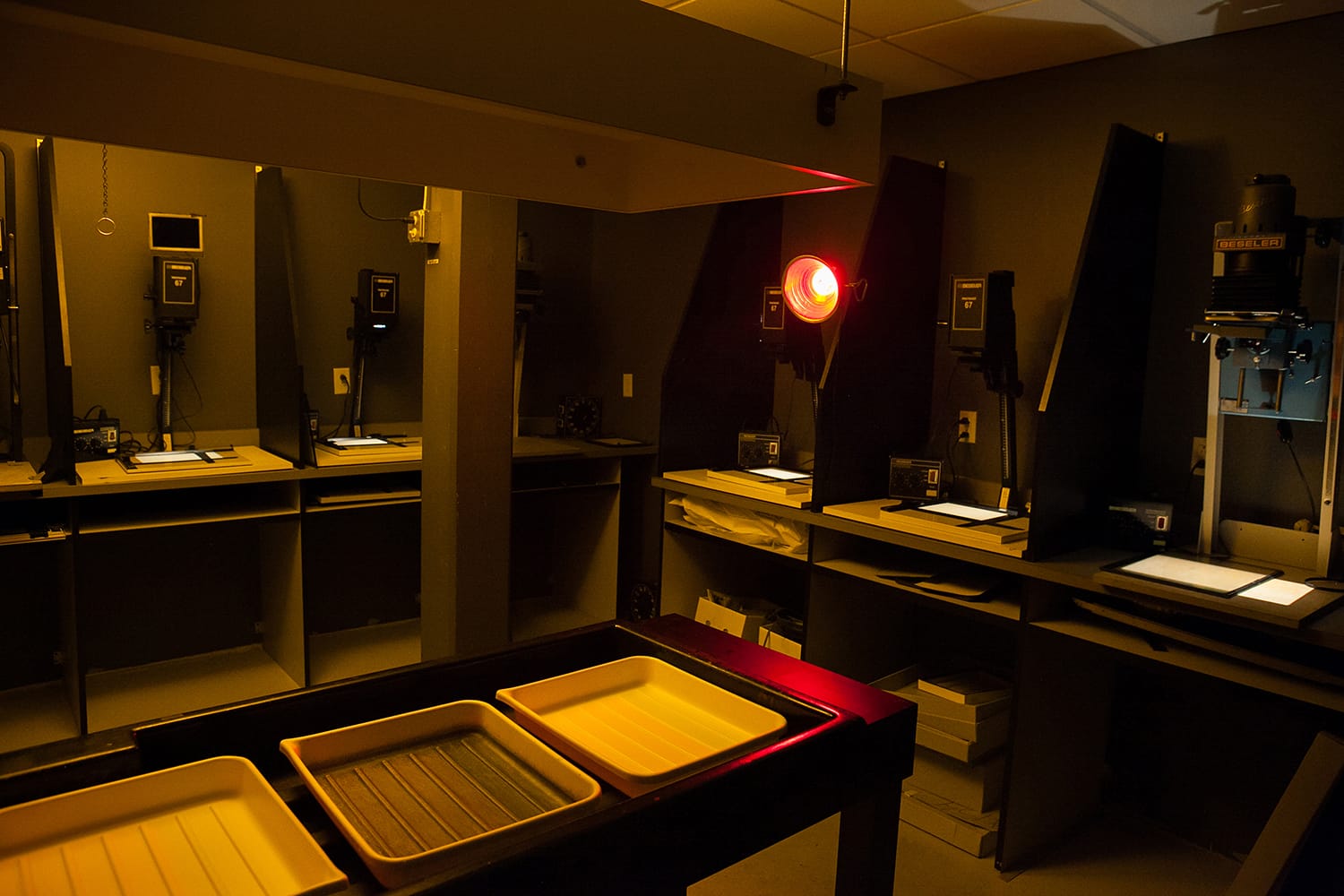 Studio_Dark Room_Photography